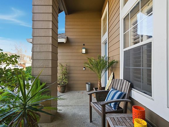 4th image of 168 Baypoint Drive