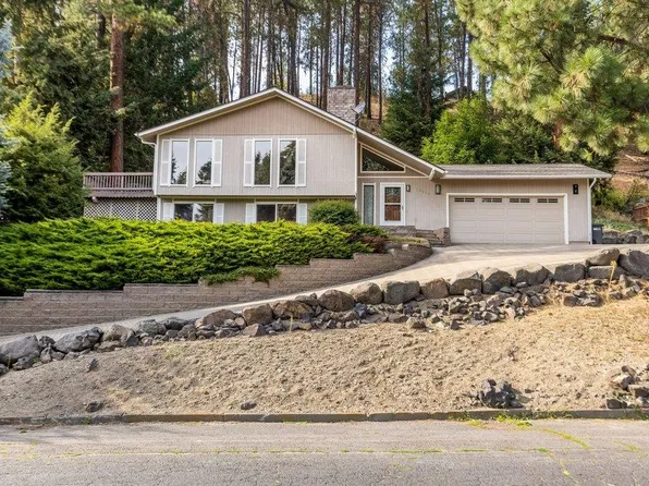 15505 N Cincinnati Dr, Spokane, WA 99208