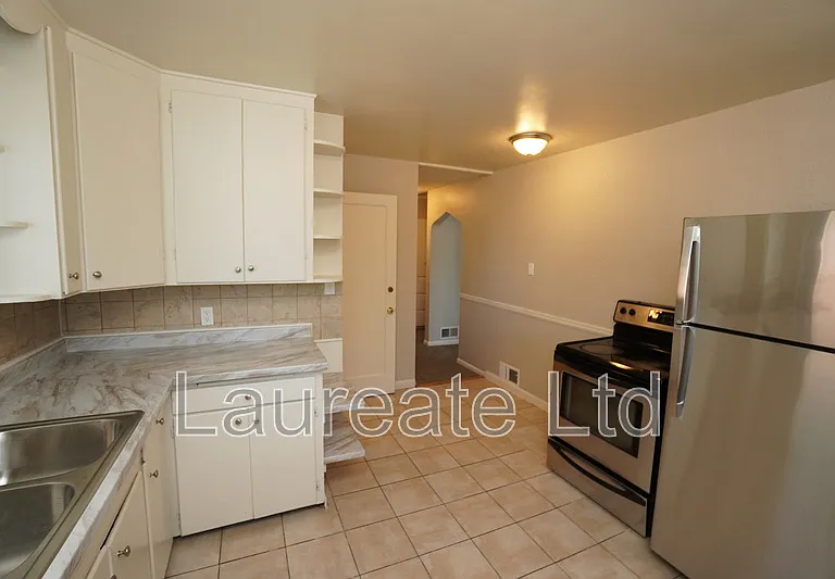 4805 W 14th Ave — Photo 8