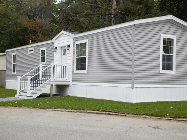 165 Summer St, Lunenburg, MA 01462