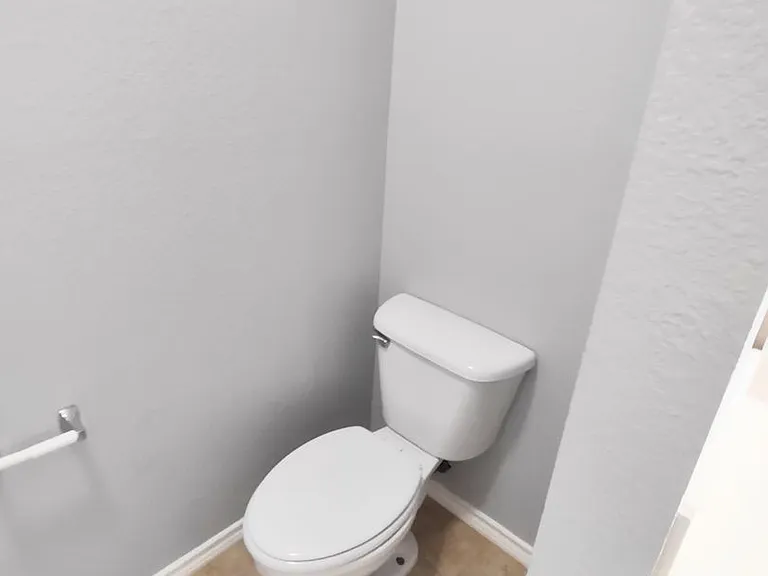 8929 Holliday Ln — Photo 24