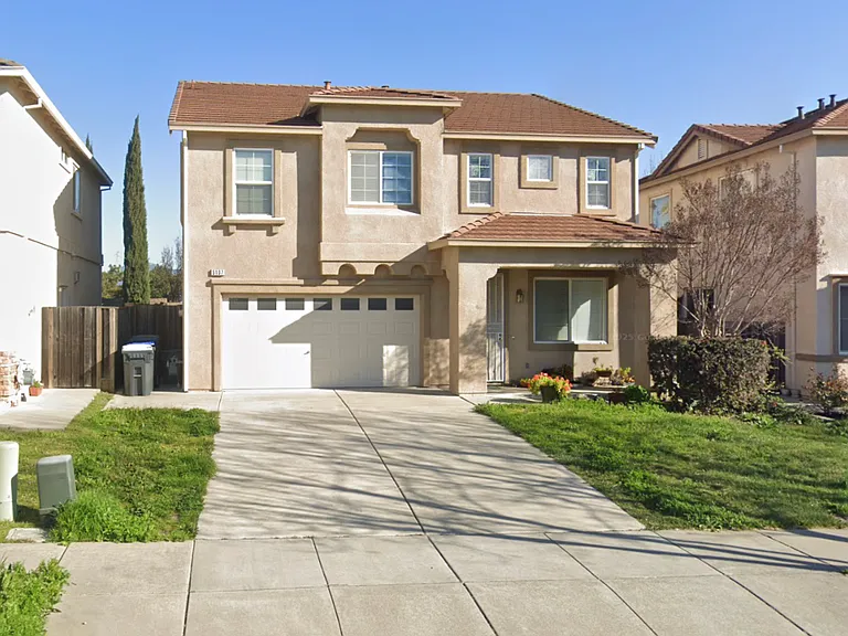 5137 Pond Side Way — Photo 1