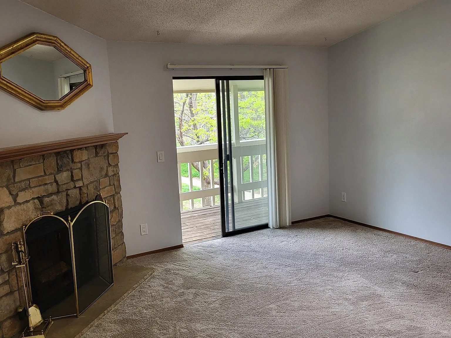 2 bed, 1100 sqft, $1,800 — Photo 1