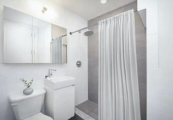 5th image of 493 3rd Ave APT 2