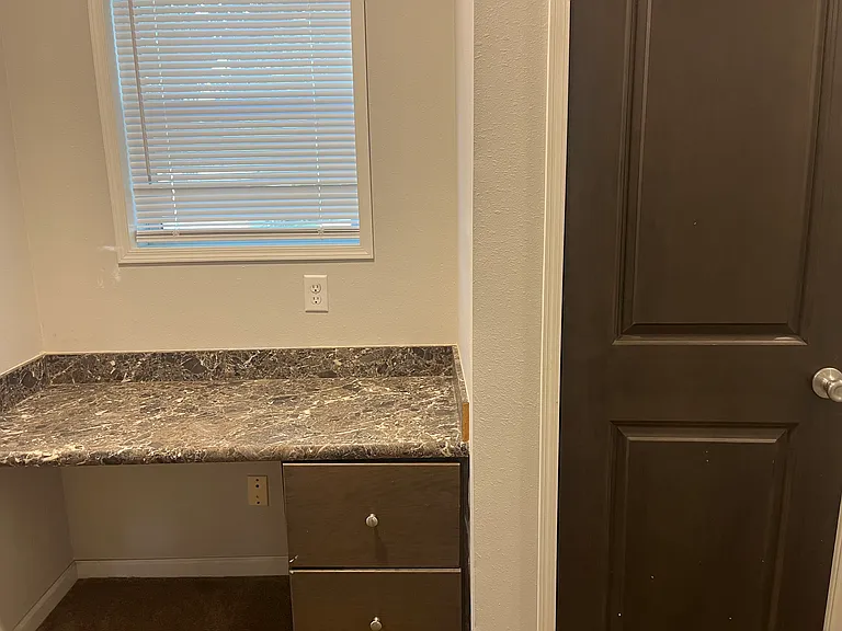 3951 S Mentor Ave #42 — Photo 6