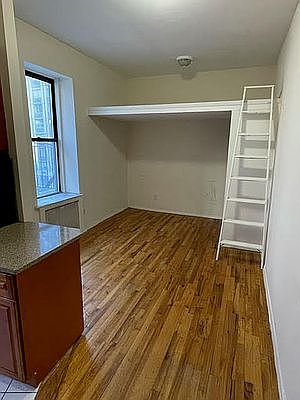 1st image of 133 E 97th St APT 11A