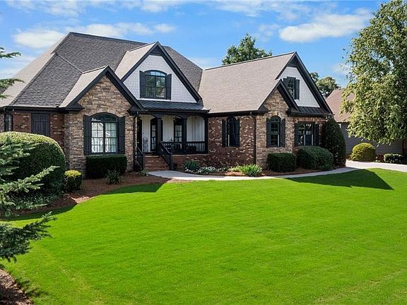 2nd image of 4 Creekstone Ct SE