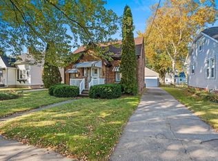 728 S 27th St, Manitowoc, WI 54220