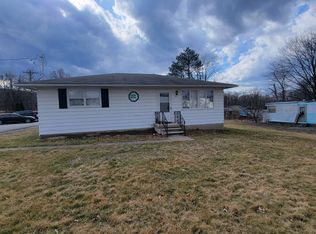 812 Suscon Rd, Pittston Township, PA 18640