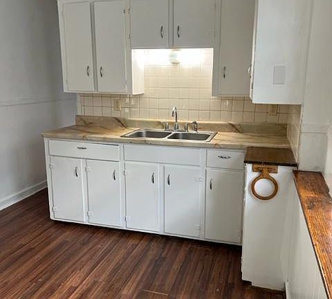 3rd image of 21 Richfield Ave APT 2