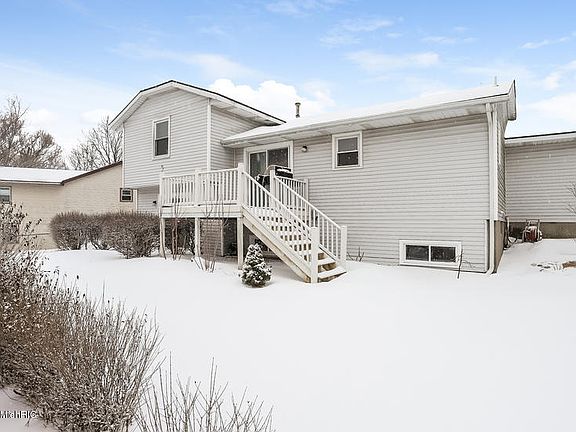 2nd image of 5068 Rum Creek Ct SE