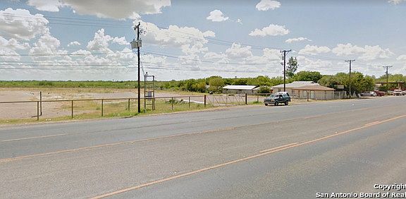 4th image of 3262 El Indio Hwy