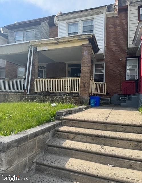 1st image of 558 Geneva Ave