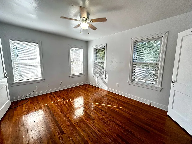 1305 Lorrain St #C — Photo 16