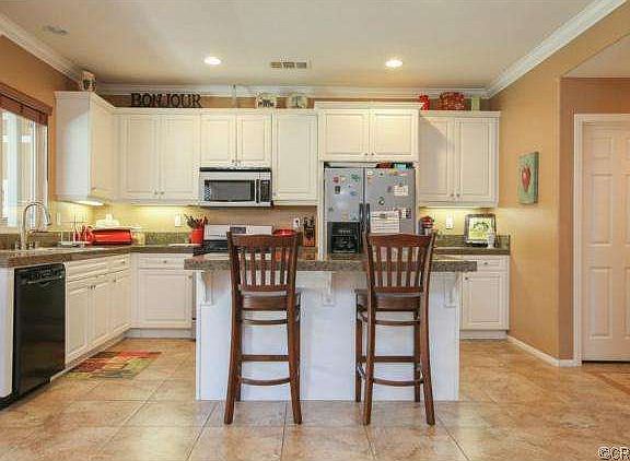 4th image of 1036 Garrett Way