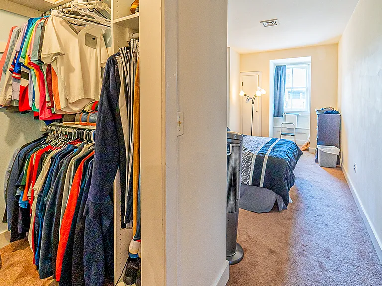 260 S 9th St #3R — Photo 9