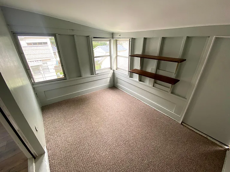 2111 E Dayton St #4 — Photo 15