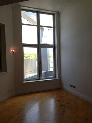 Rented by Nooklyn NYC LLC | media 2