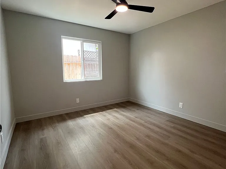 5245 Navarro St — Photo 4