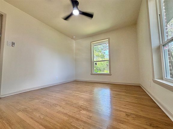 15th image of 1812 Carlton St
