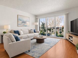 7240 Lindsay Rd #306, Richmond, BC V7C2P5