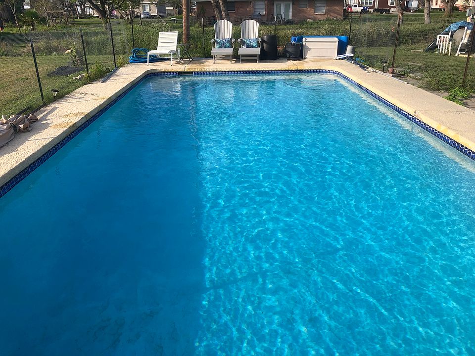 1st image of 123 Bermuda Dr