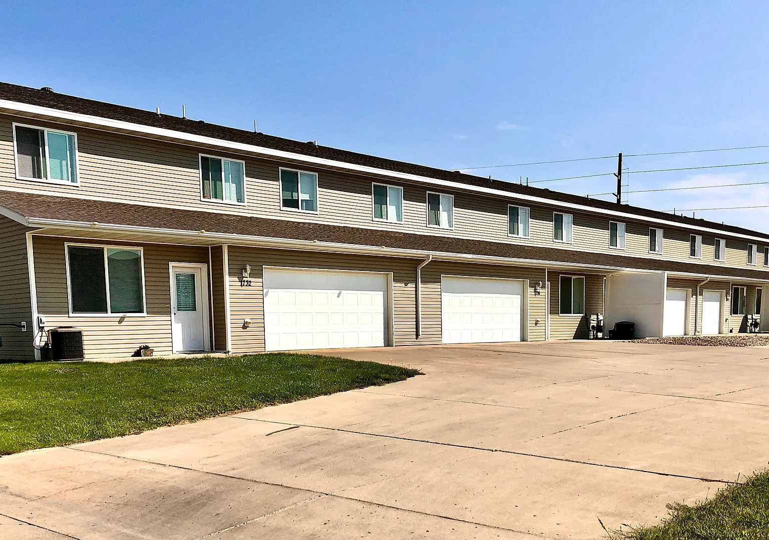2102-2136 Landmark Circle — Photo 1