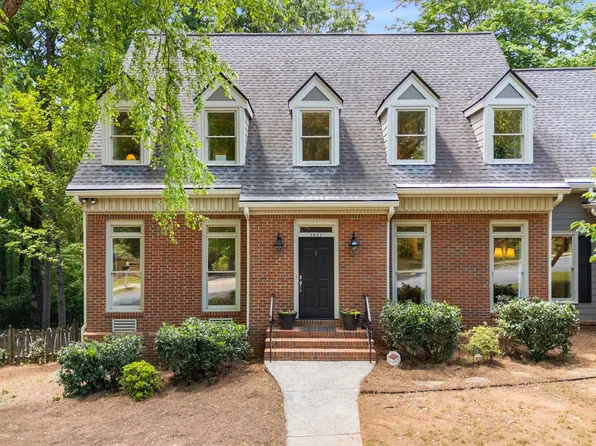 1061 Polo Club Dr NW, Marietta, GA 30064
