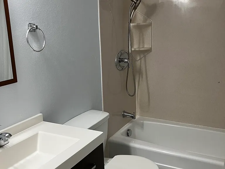 10542 Greenford Dr #21 — Photo 9