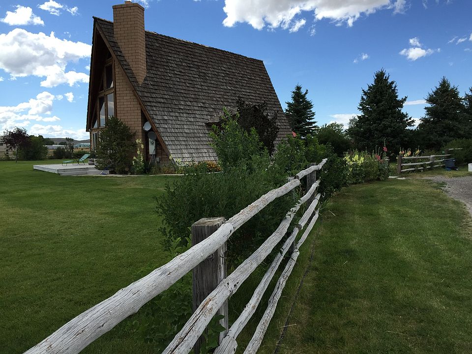 Unique A-frame on 5 acres 