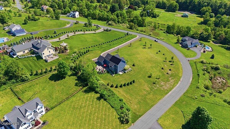 2nd image of 28 Park Ridge Drive