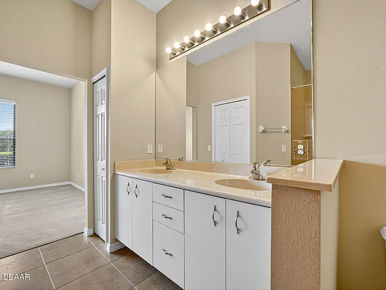 1312 Hansberry Ln — Photo 18
