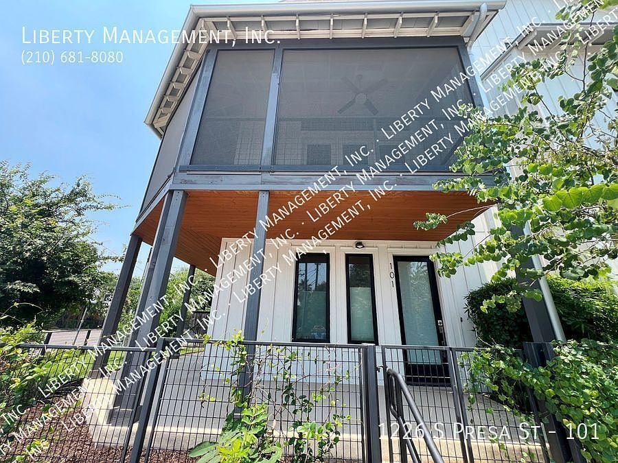 1st image of 1226 S Presa St #101