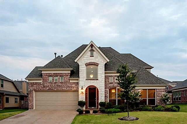 1st image of 2113 Dewsbury Dr