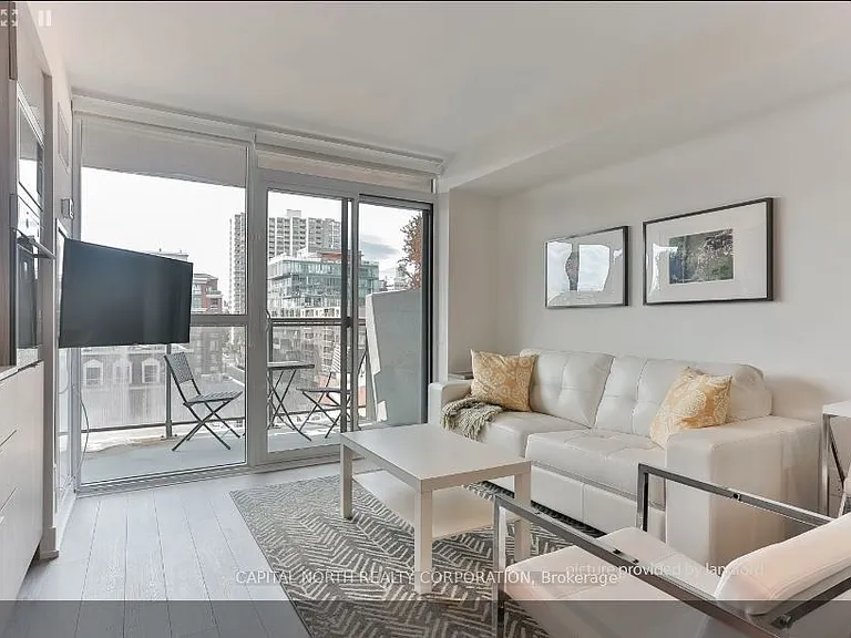 318 Richmond St W #502 — Photo 6