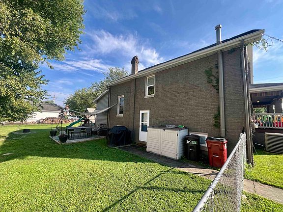 4th image of 1207 Walnut St