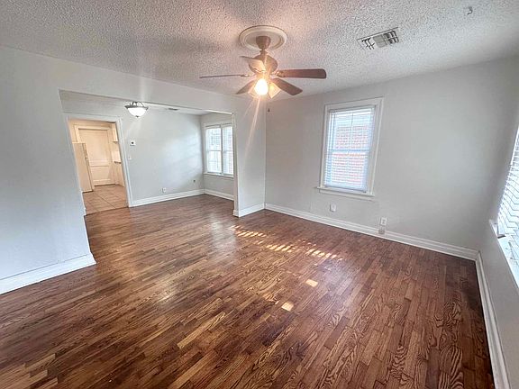 2nd image of 4605 N Hammond Ave