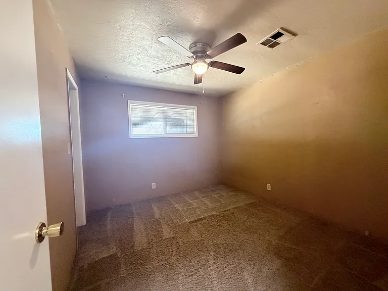 6708 Odessa Way — Photo 15