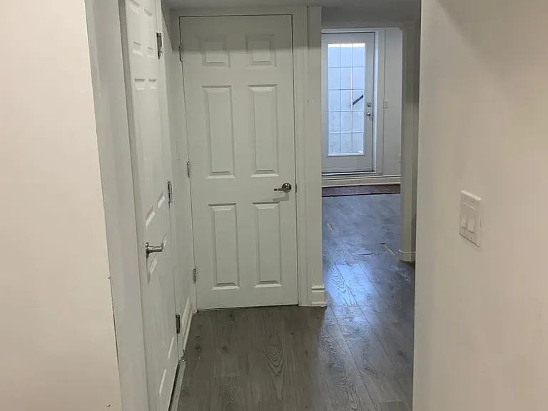328 Bedrock Dr — Photo 10