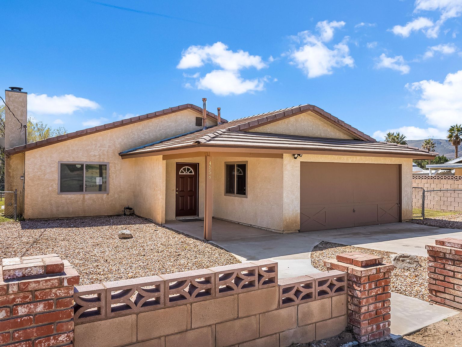 4556 Quartz Hill Rd, Quartz Hill, CA 93536 Zillow