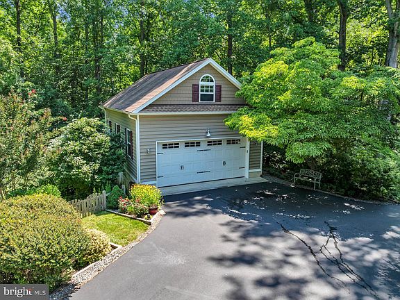 4th image of 5581 Hardesty Rd