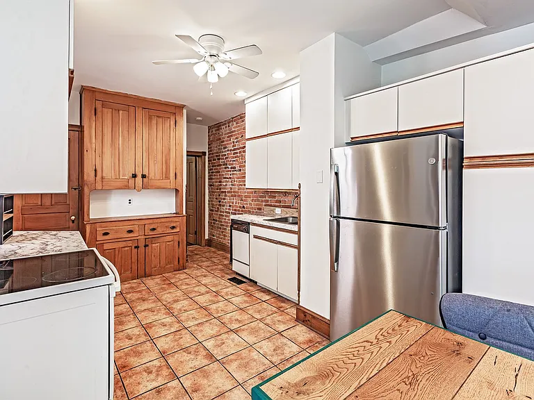 1018 Wawaset St — Photo 6