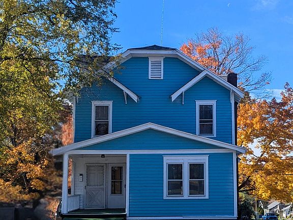 2nd image of 49 Hooper Rd