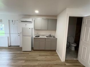 650 SW 28th Ter #B, Fort Lauderdale, FL 33312