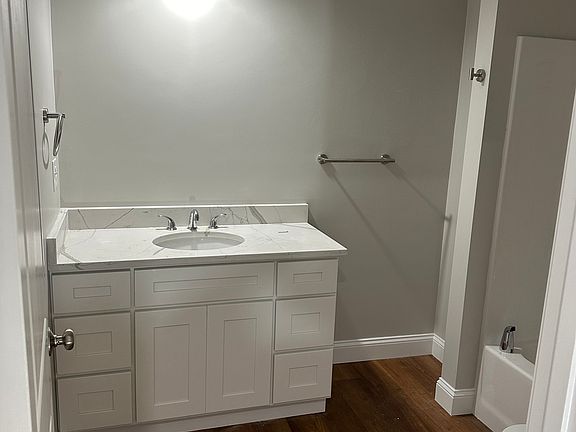 3rd image of 816 Brayton Point Rd #16