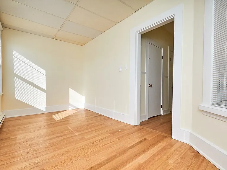 19 Clark St #3 — Photo 8