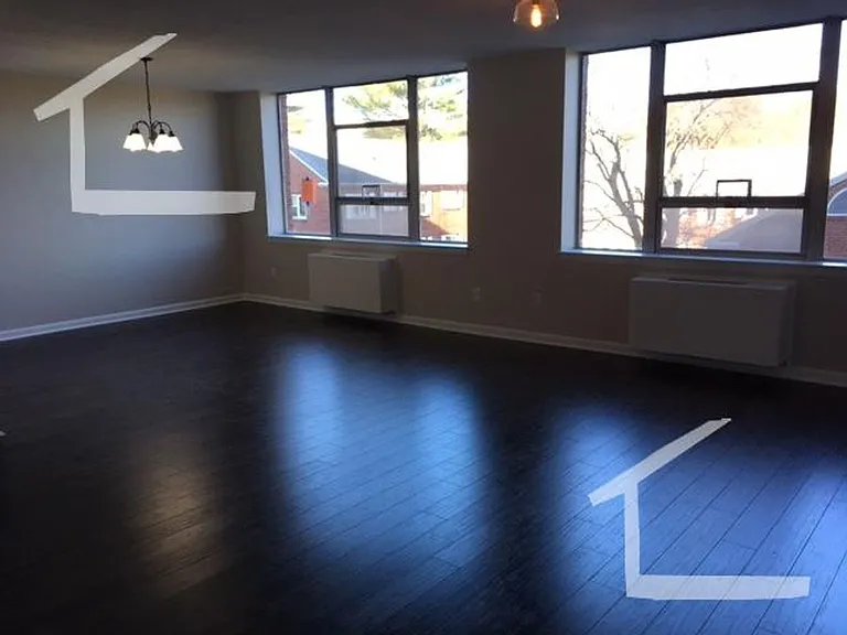 20 Hammond Pond Pkwy #307B — Photo 5