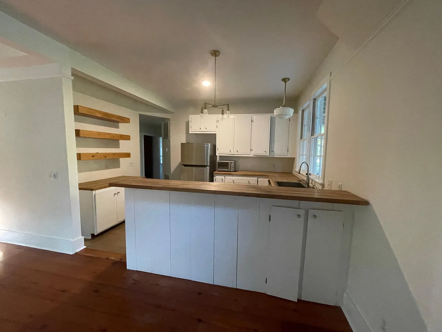 2917 Ion Ave — Photo 4