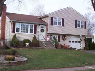 60 Overbrook Dr, East Hartford, CT 06118
