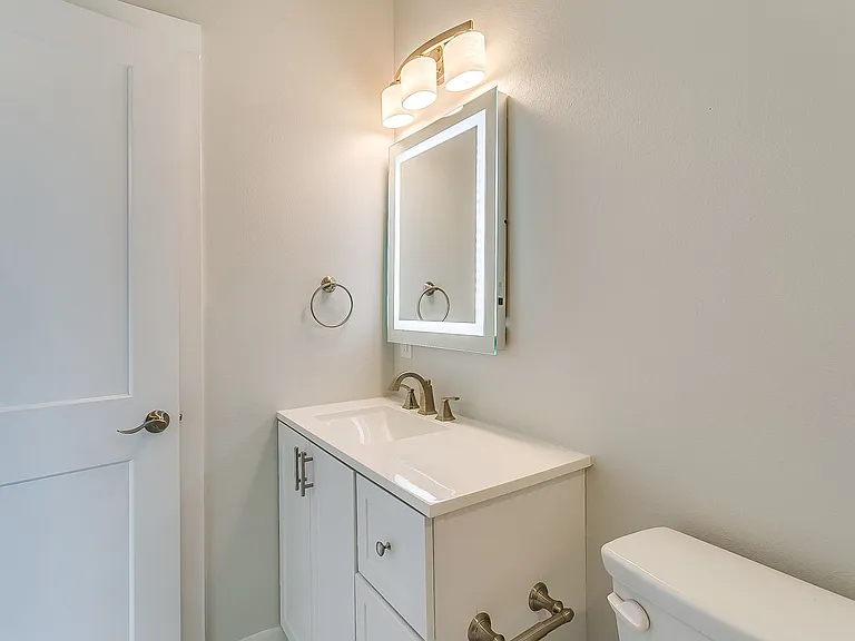 3210 Forest Park Blvd — Photo 38